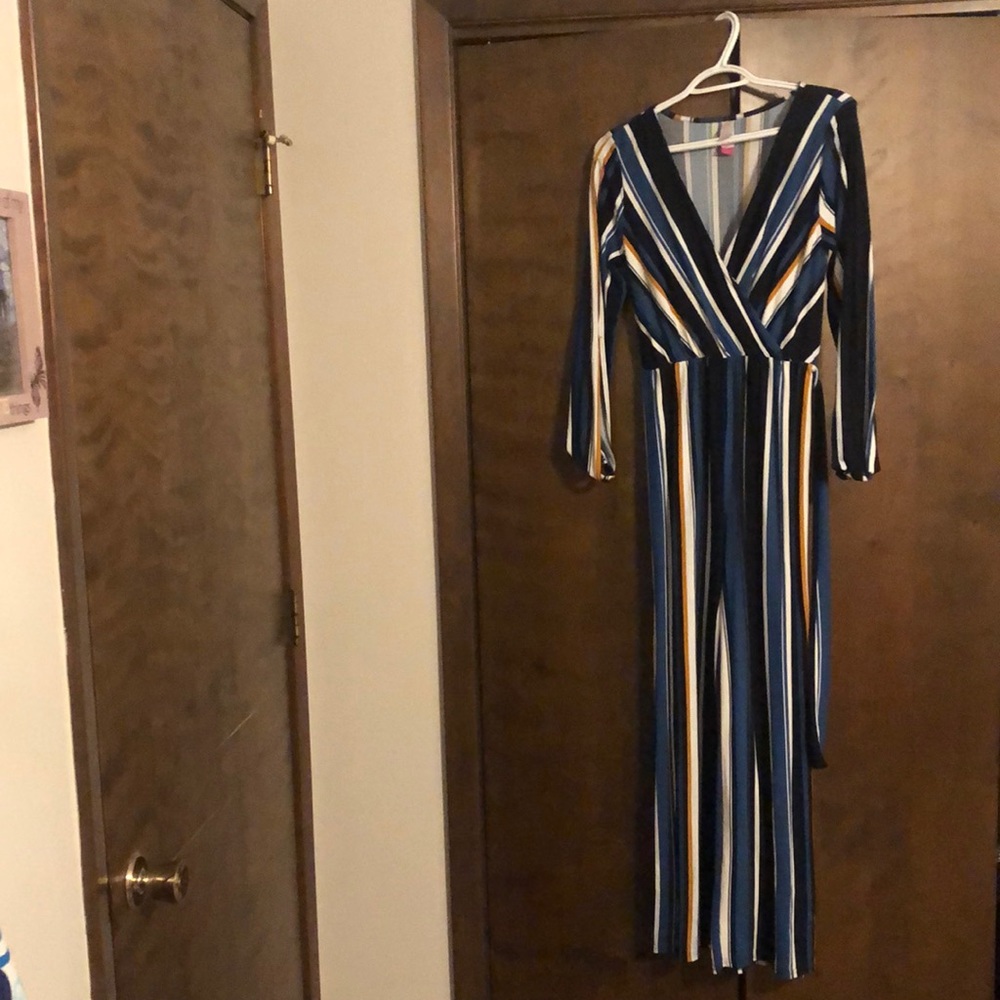 Black, white, blue, orange jumpsuit 70s style with open sleves, women, sleves